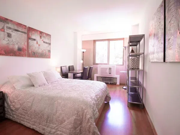 Estudio en calle de Rodríguez San Pedro, 71