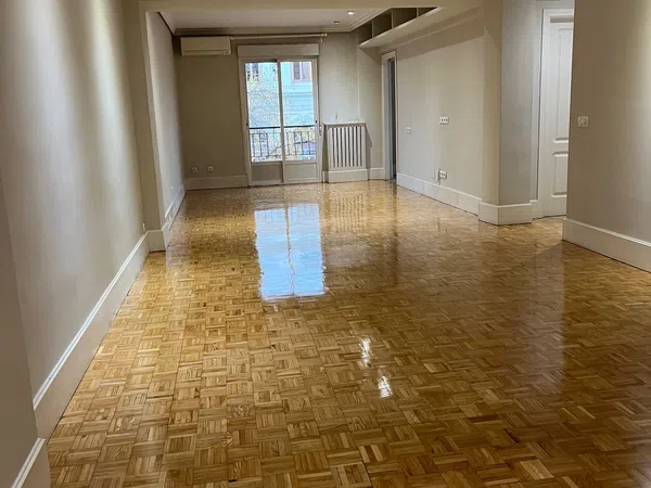 Piso en calle del Doctor Velasco, 4