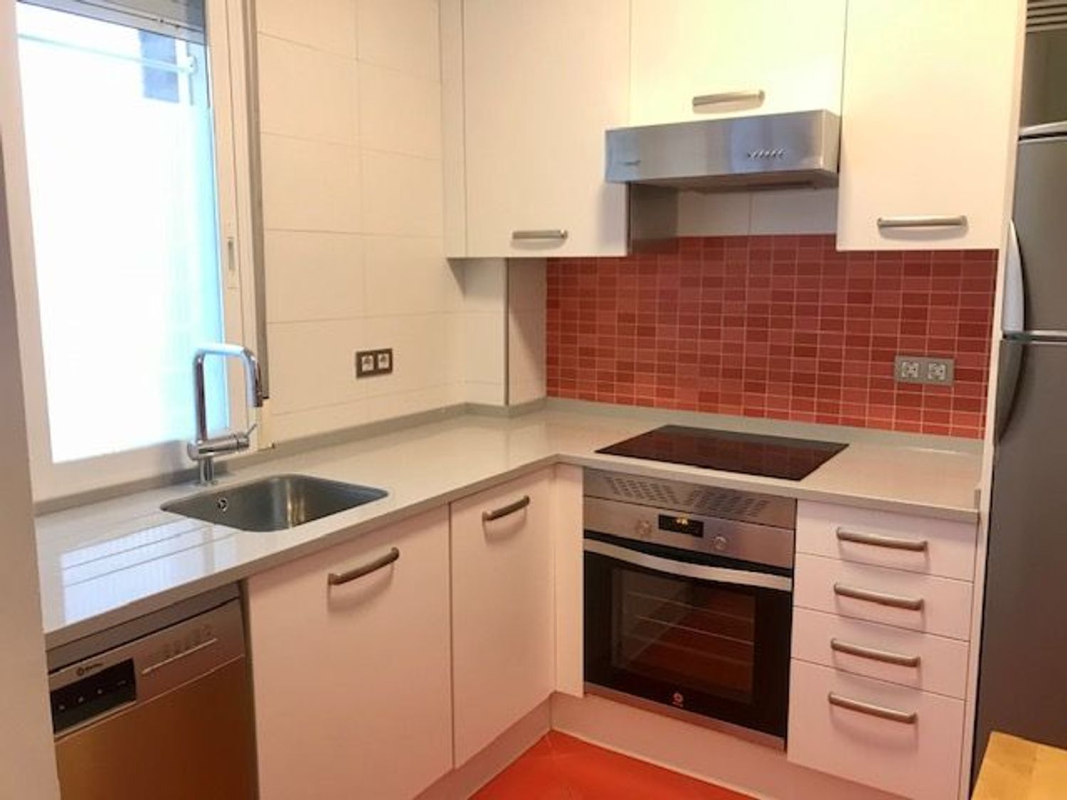 Piso en calle de la Infanta Mercedes, 59 - Foto 3