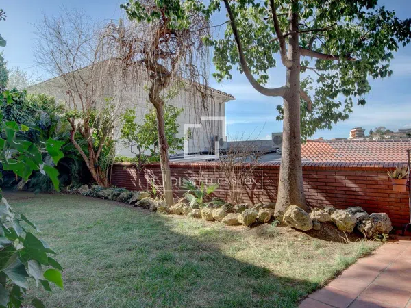Casa o chalet independiente en La Miranda - Ciutat Diagonal - Foto 30