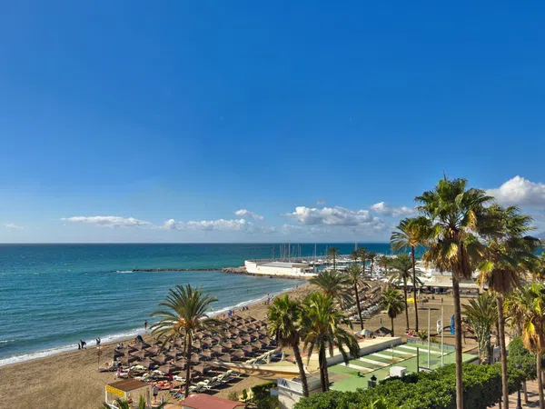 Piso en calle Mediterráneo, 1