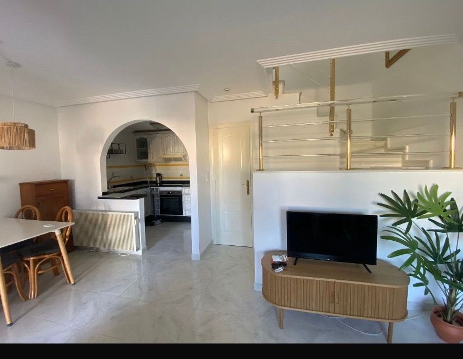 Chalet adosado en Avenida de la Mancha s/n - Foto 4