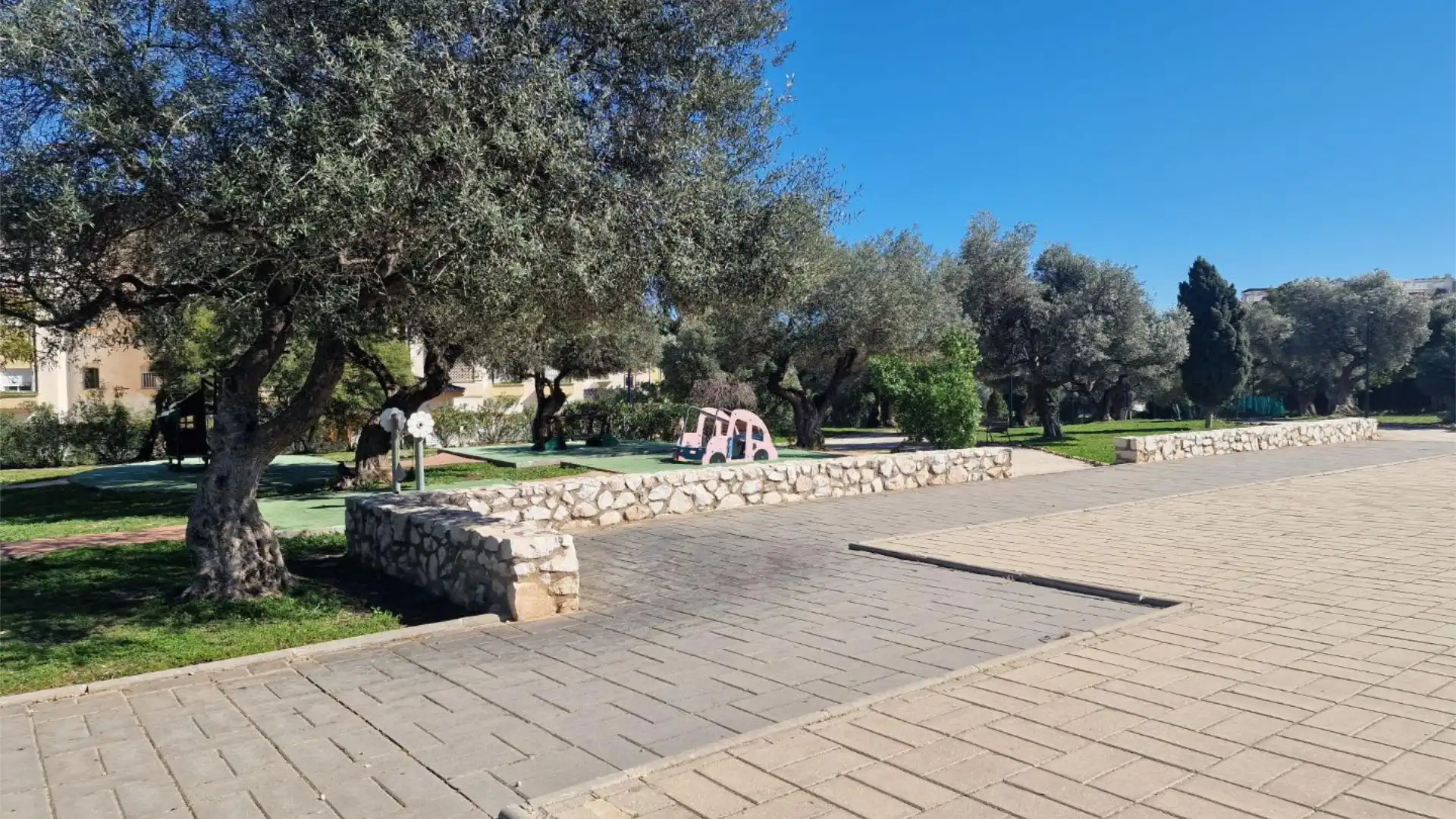 Piso en  Calle Mercedes Formica 4 - Foto 56