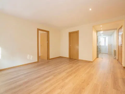 Piso en calle de Fereluz, 53