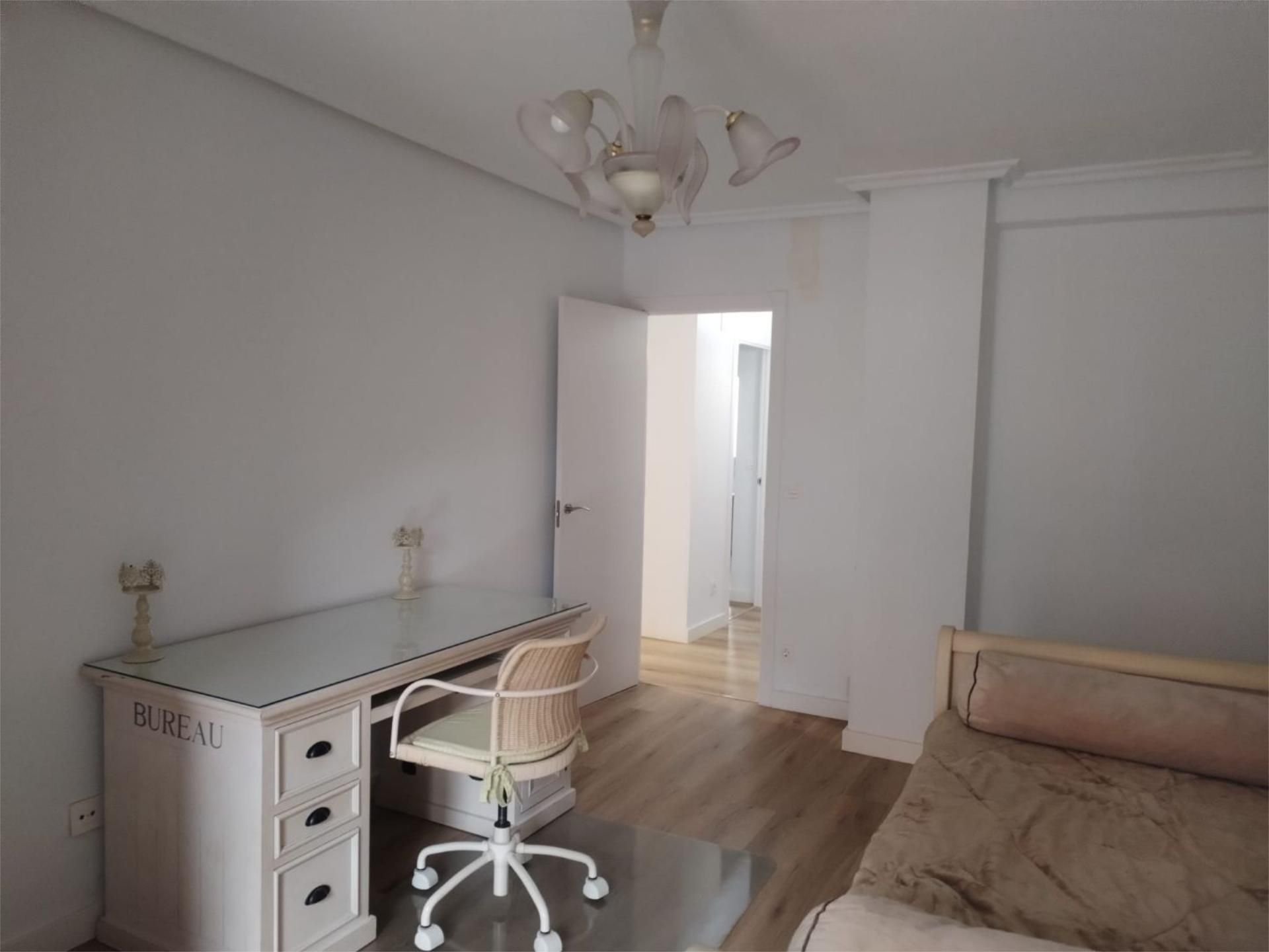 Piso en  Calle Fuertes Acevedo 107 - Foto 2