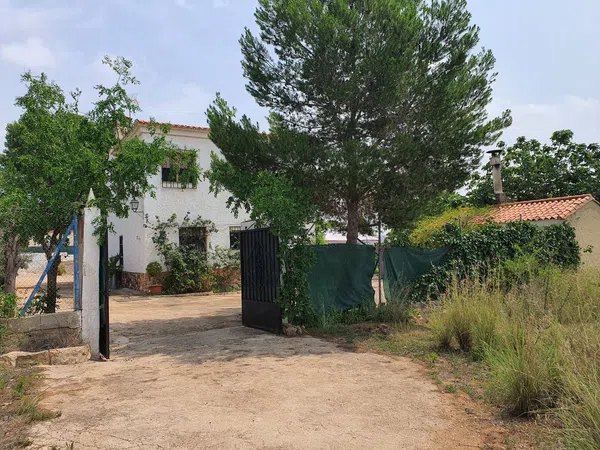 Casa o chalet independiente en Plaza Poligono 22, 585 b - Foto 2