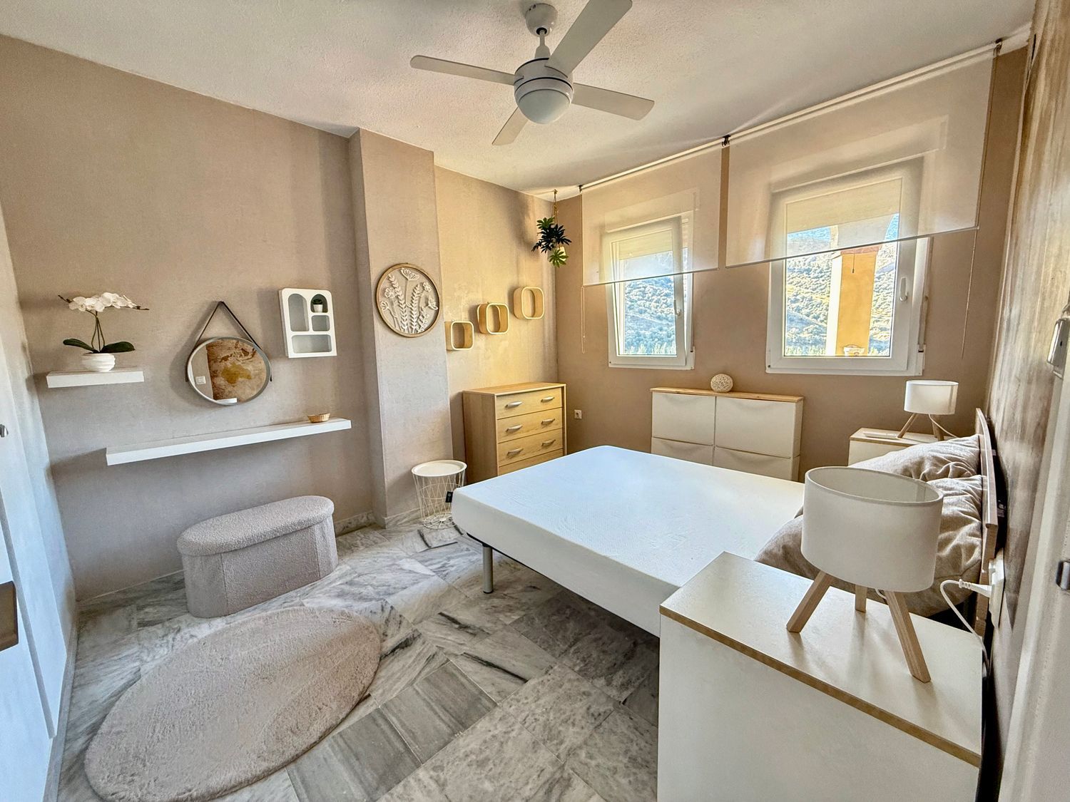 Piso en avenida de la Sierra Nevada, 135 - Foto 1