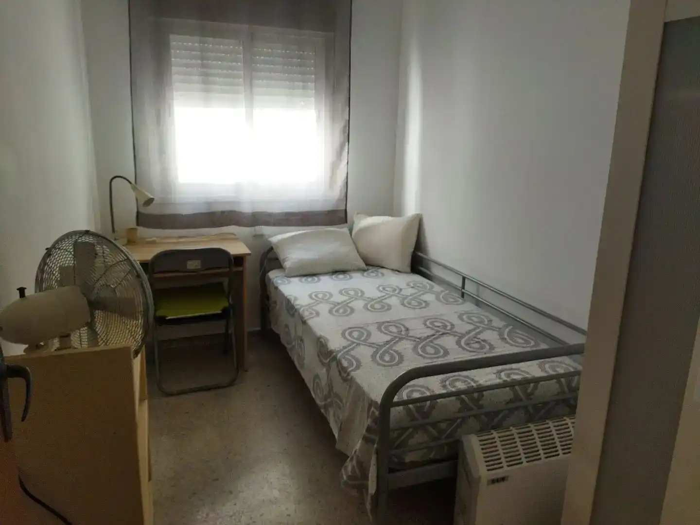Piso en  Calle Marqués de Cabriñana 30 - Foto 3