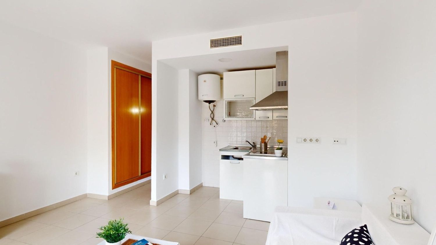 Estudio en avenida Juan Carlos I, 54