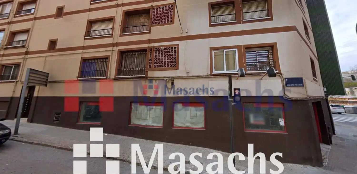 Local comercial en Terrassa - Foto 3
