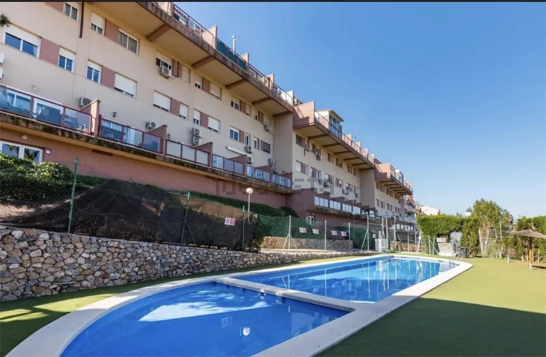 Piso en  Calle Castillo de Aledo 80 - Foto 11