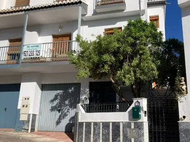 Casa adosada en  Calle Ermita 3 - Foto 1