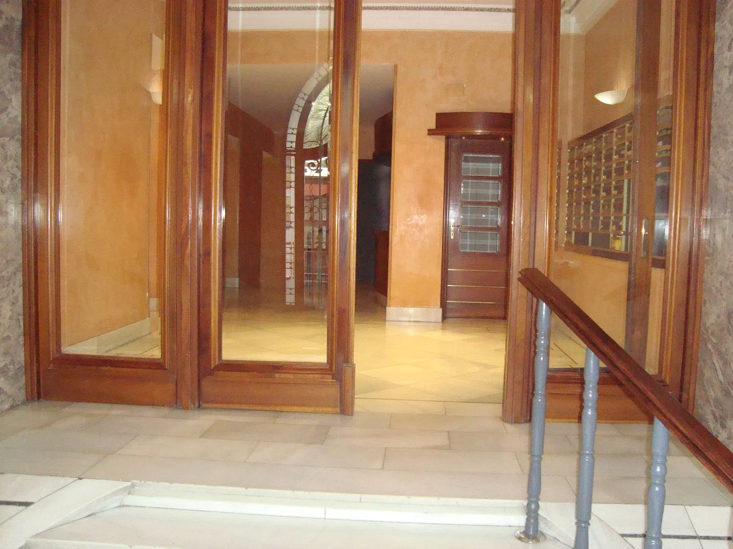 Piso en calle del Conde de Aranda, 3 - Foto 3