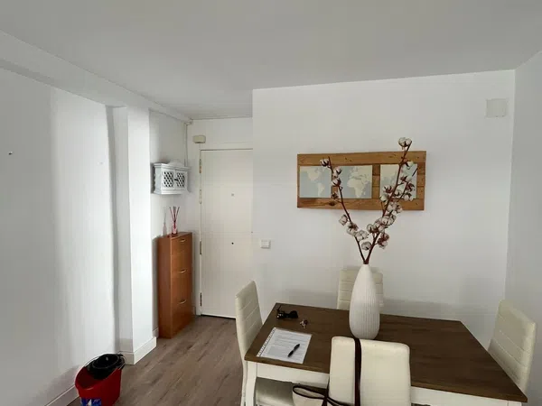 Piso en calle Pintor Velázquez, 3 - Foto 3