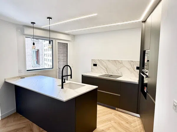 Piso en Calle Victor Chavarri, 19, Salesas-Foncalada-Campoamor - Foto 13
