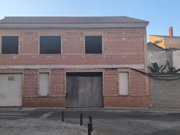 Casa adosada en  Plaza Tetuán 7 - Foto 1