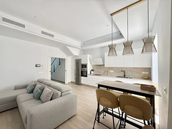 Chalet adosado en Calle Clara Campoamor, 4 - Foto 1