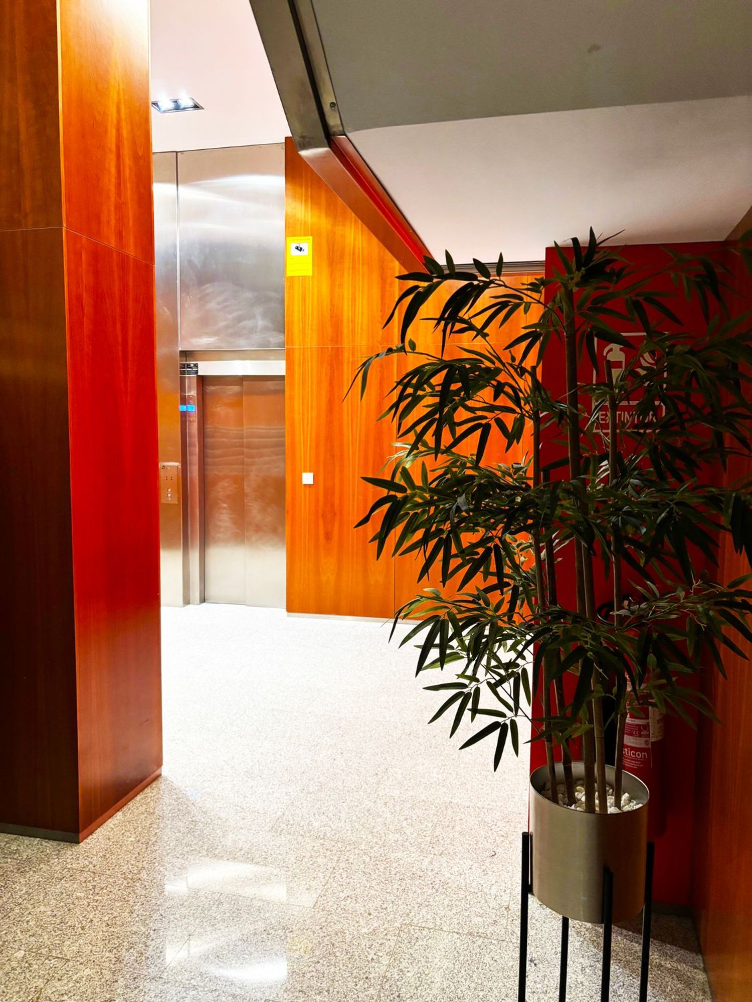 Piso en calle Granja de Rocamora, 4 - Foto 2