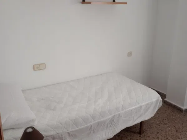 Piso en Calle de Vinaròs, 12 - Foto 5