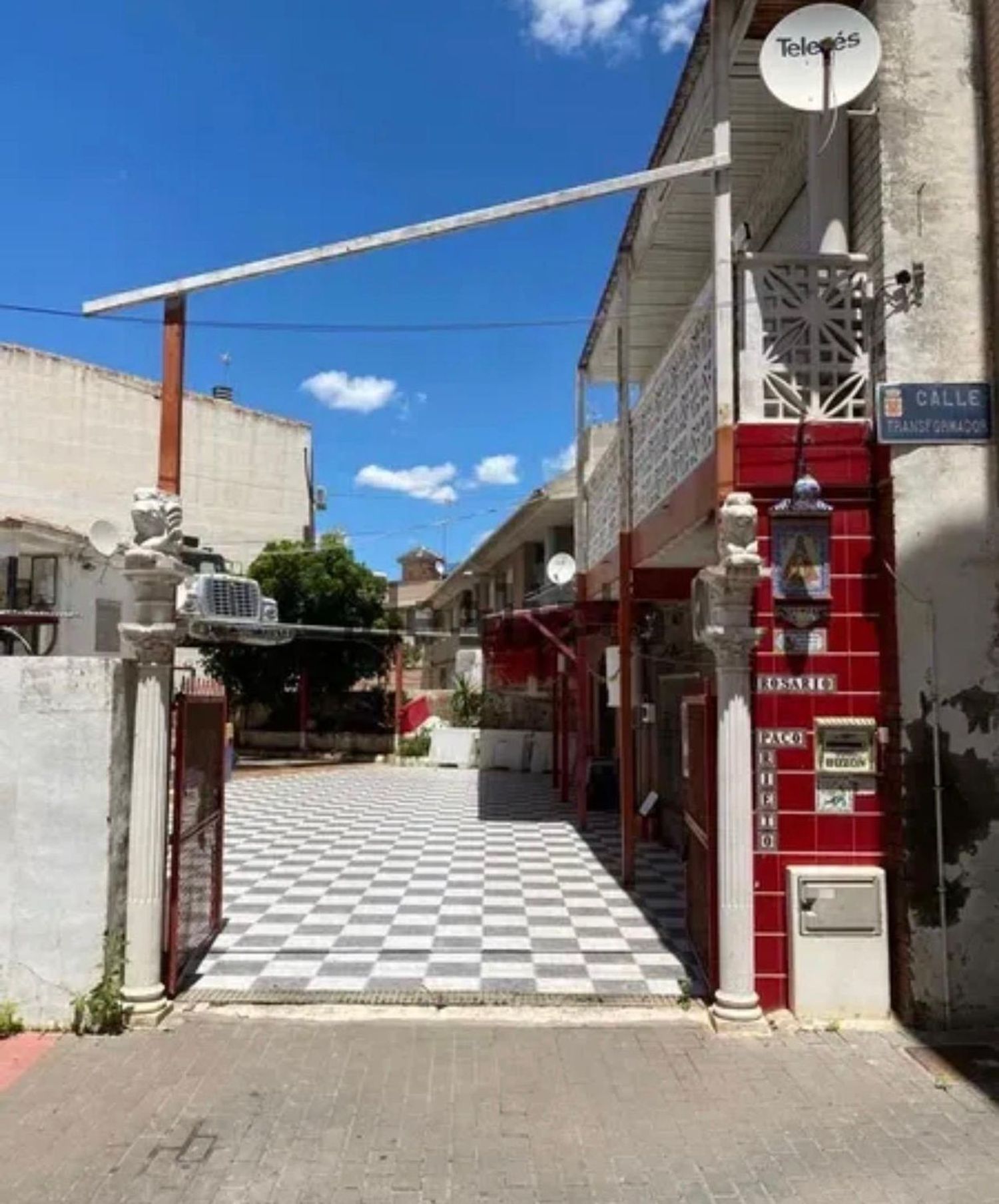 Chalet adosado en calle Transformador, 8 - Foto 2