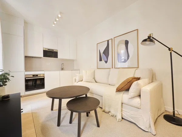 Piso en calle de Rodas