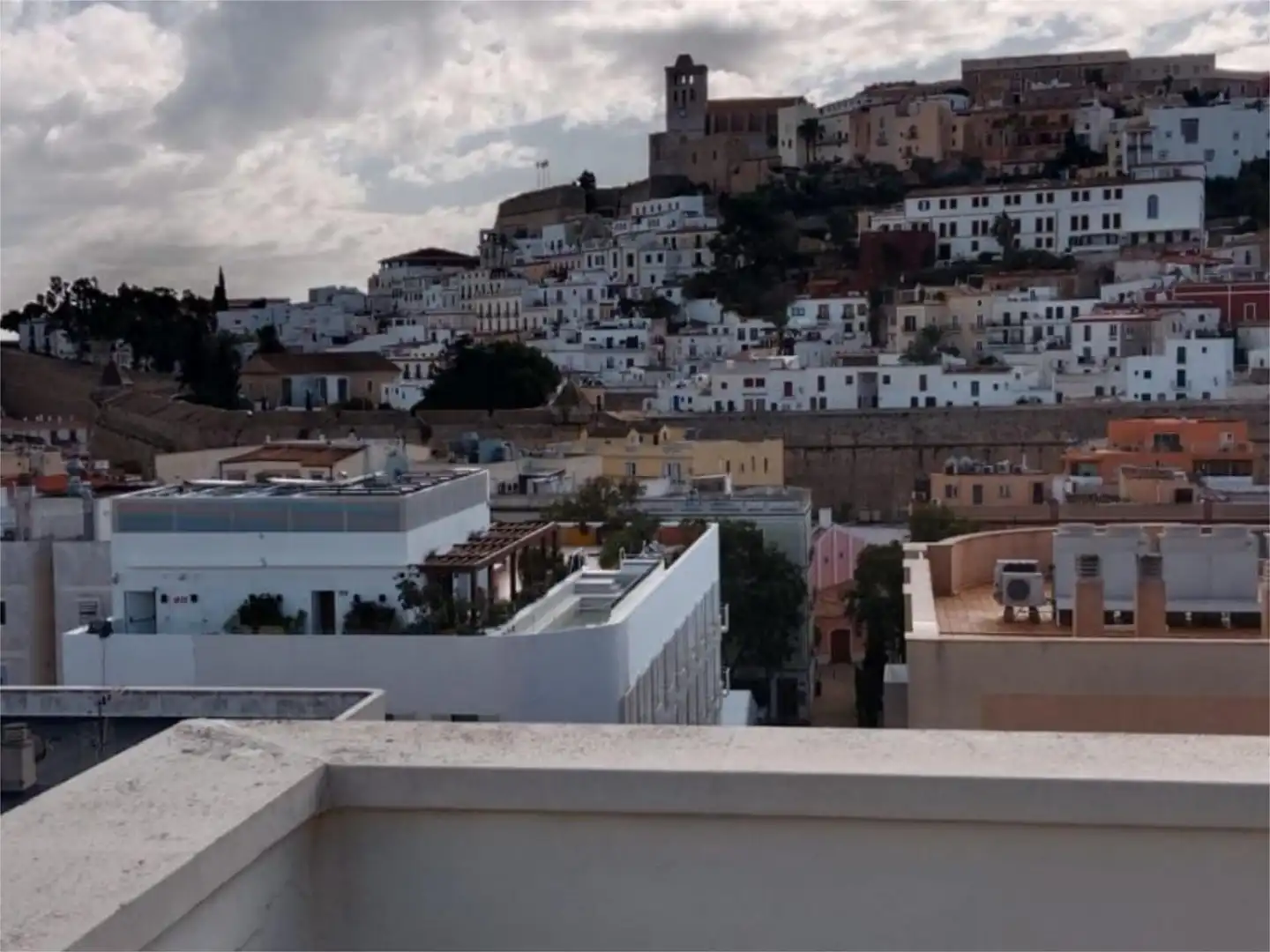 Piso en  Avinguda de Bartomeu de Roselló 5 - Foto 4