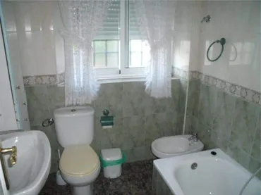 Piso en 3DORMITORIOS JUNTO CERVEZAS ALHAMBR - Foto 9