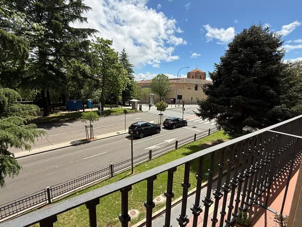 Piso en Paseo de San Vicente, 6 - Foto 11