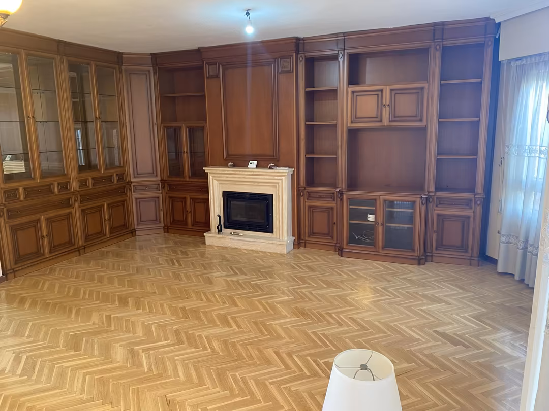 Chalet en  Calle de la Aviación Española 1804 - Foto 17