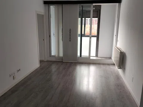 Piso en calle de Puentedey, 15