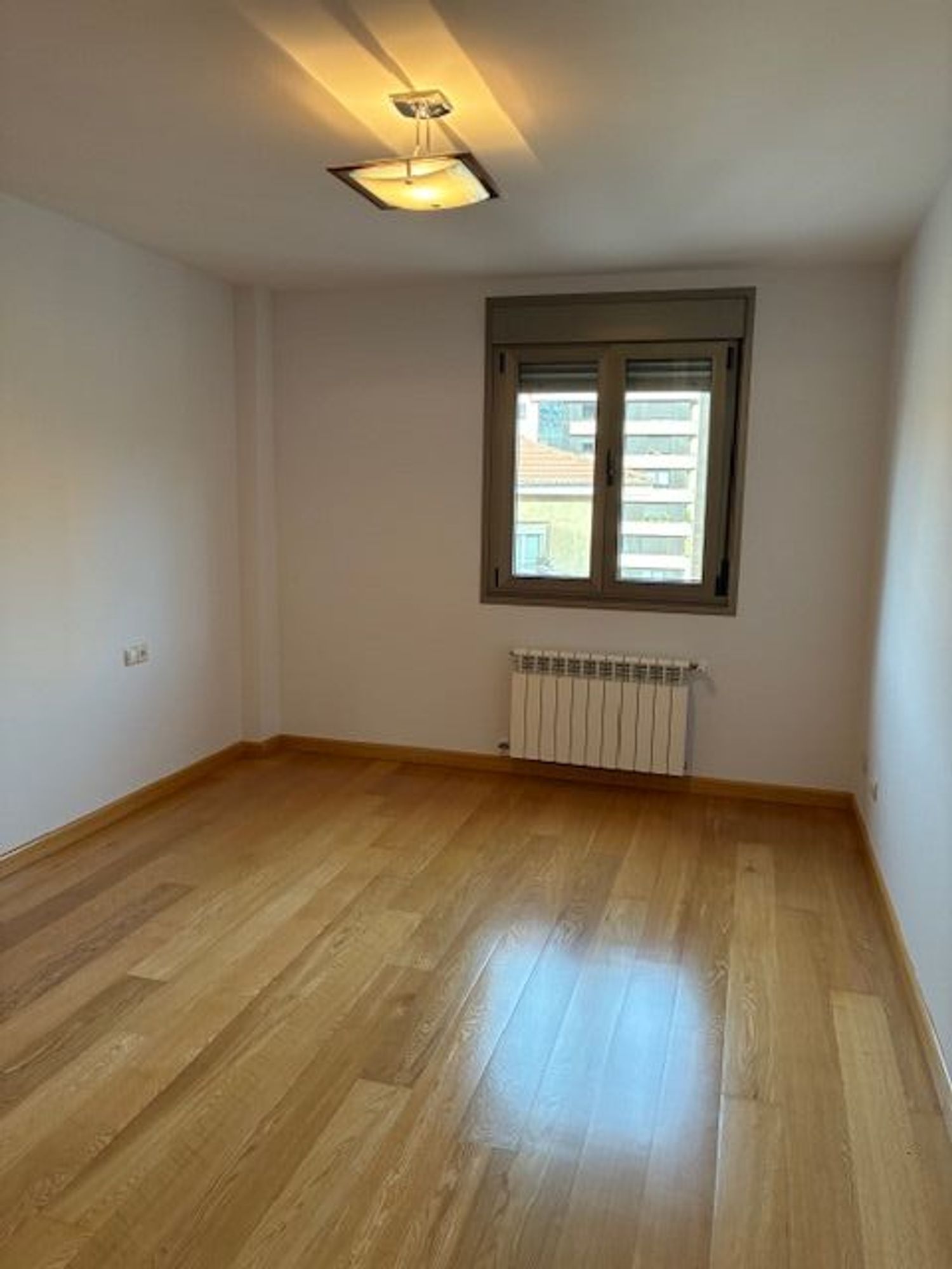 Piso en plaza de Emilio Casares Rodicio, 1 - Foto 5