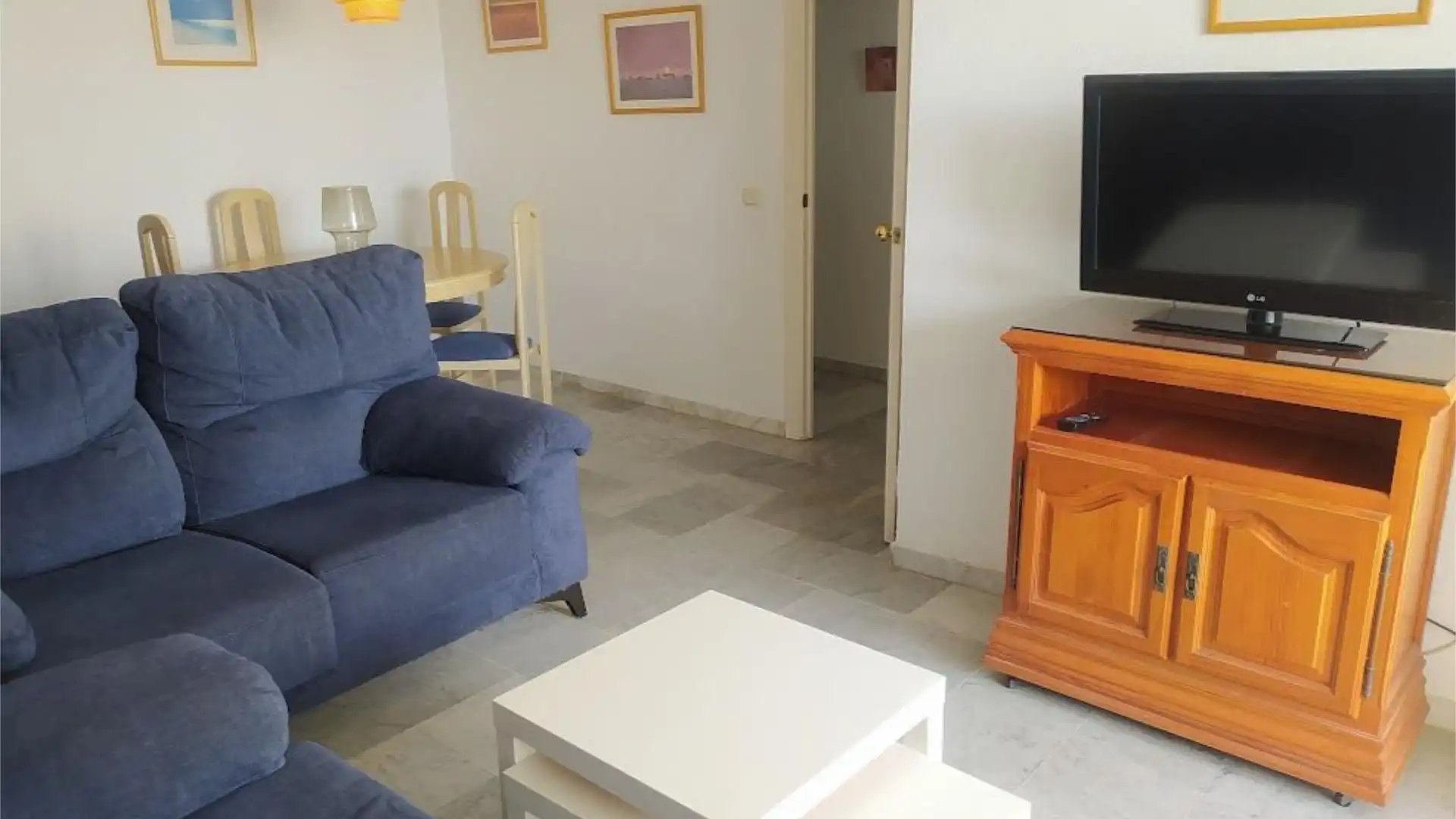 Piso en  Calle Romería del Rocío 6 - Foto 5