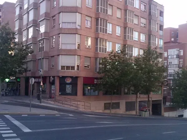 Piso en calle Almansa, 74