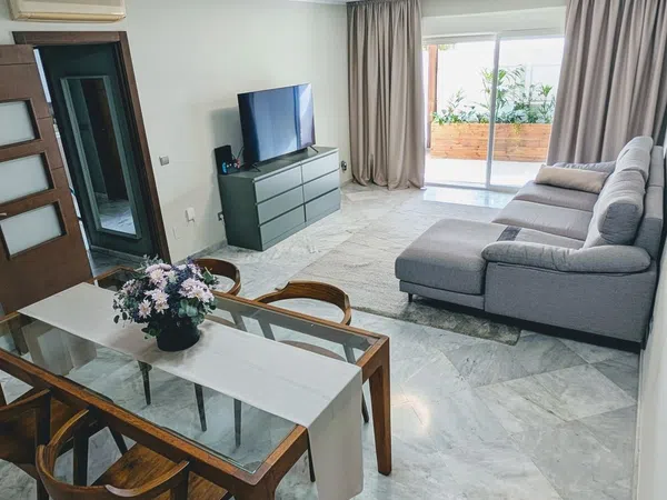 Chalet pareado en Calle Lago de los Cisnes, 1, Nagüeles - Foto 8