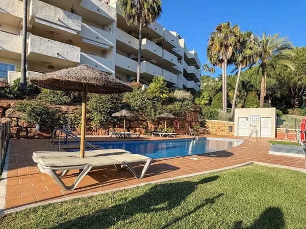 Piso en Calle Hiedra, 819, Green Hills - Las Cumbres de Elviria - Foto 2