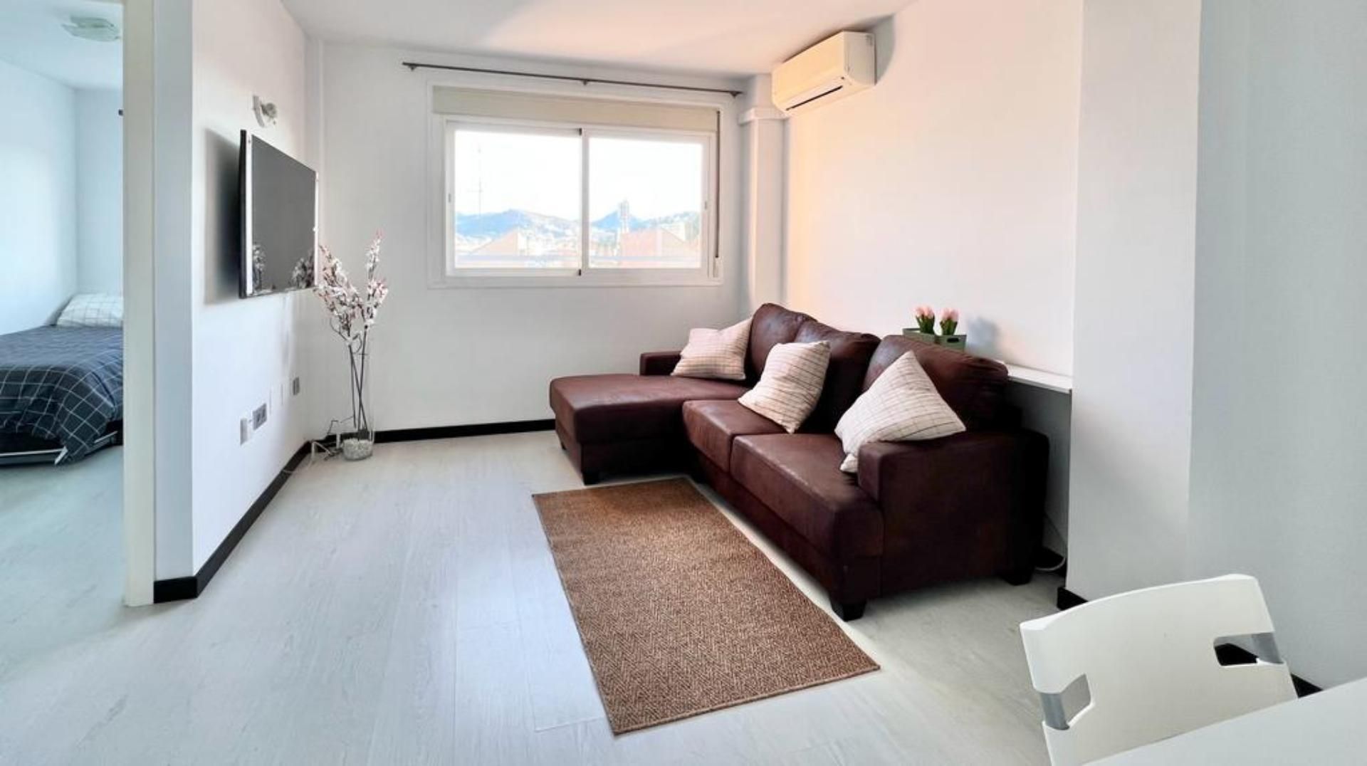 Piso en  Calle Don Cristian 3