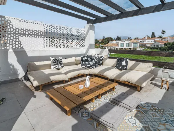 Chalet adosado en avenida las Mimosas, 51 -162 - Foto 1