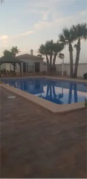 Casa adosada en Campo de futbol - Foto 3