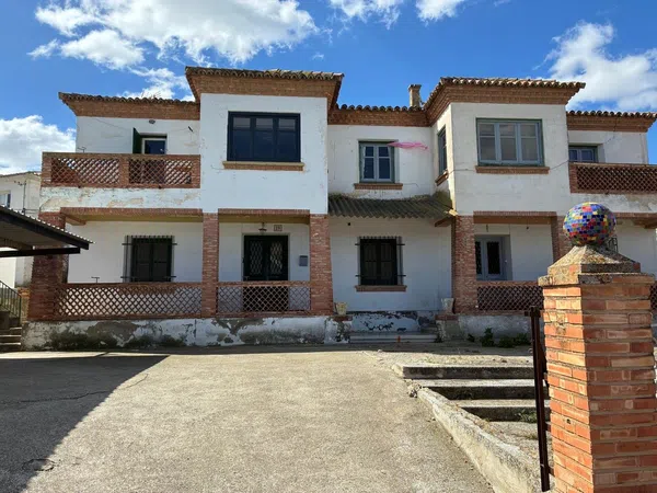Casa o chalet independiente en Avenida de Zaragoza, 28 - Foto 1