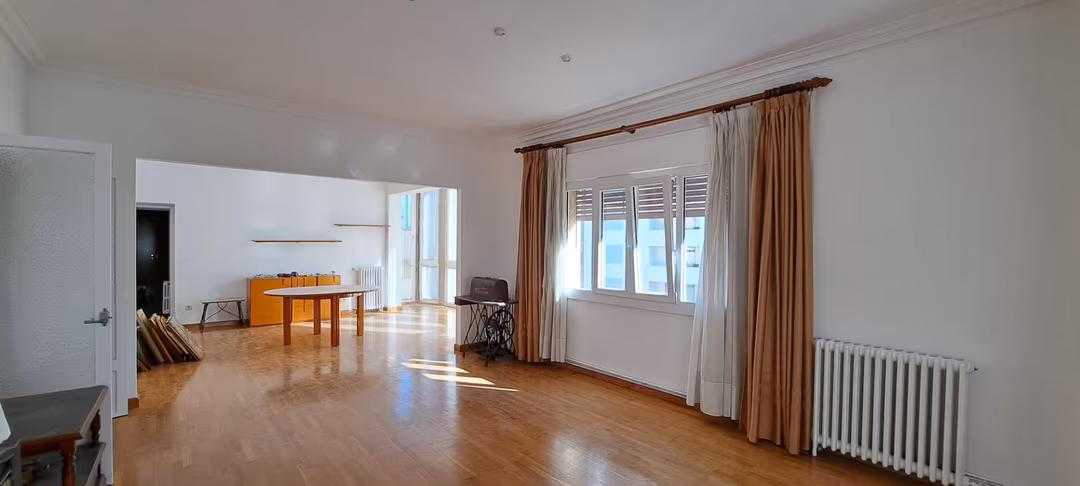 Piso en  Carrer del Marquès de la Sènia 32 - Foto 4