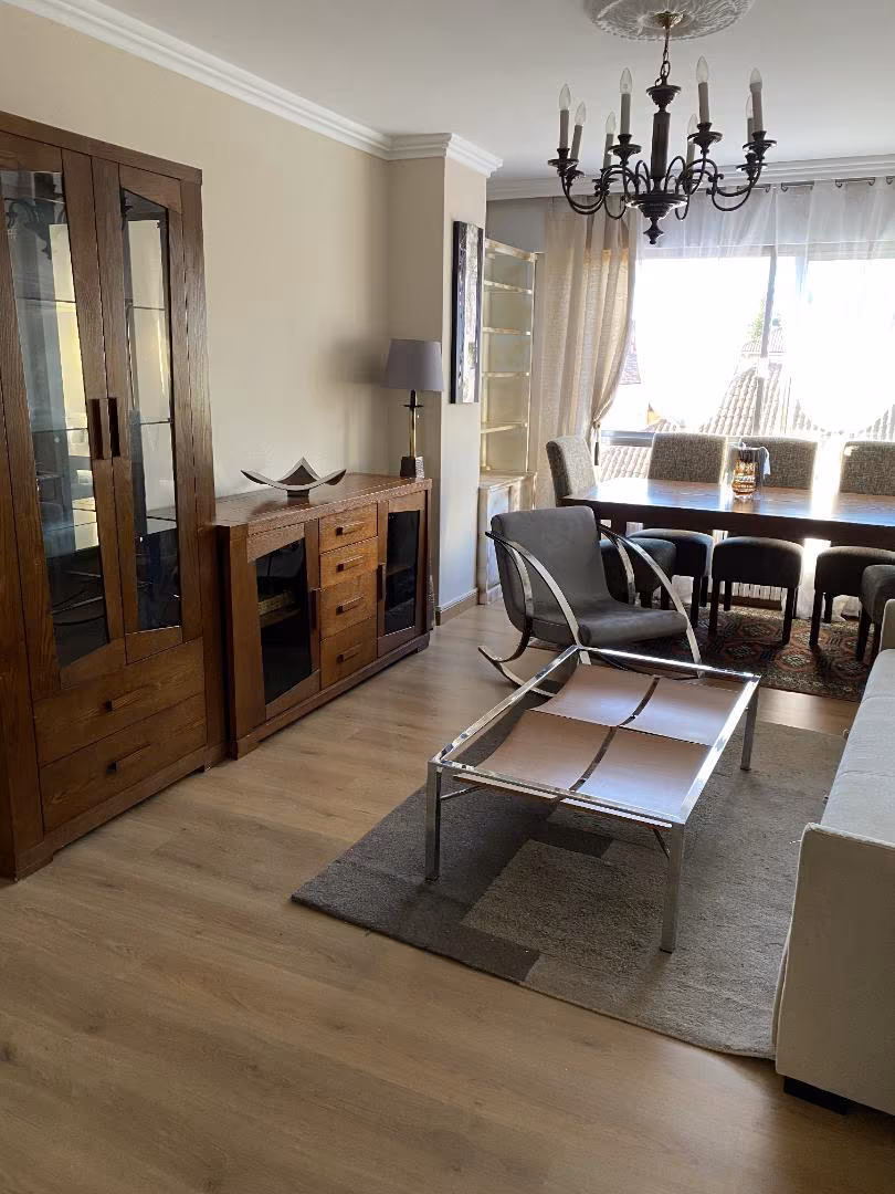 Piso en  Avenida de Rosalía de Castro 41 - Foto 7