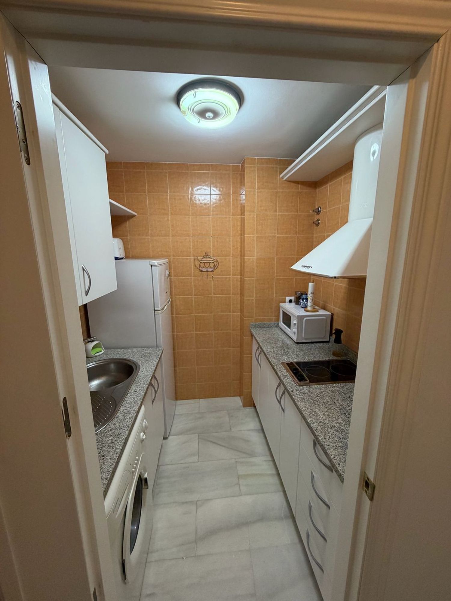 Alquiler de piso en Ronda de los Tejares, 34 - Foto 2