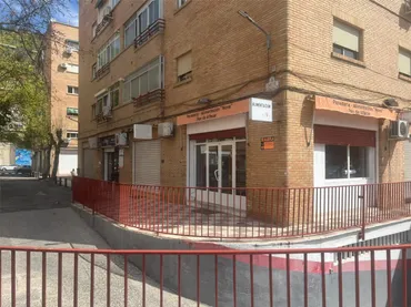 Local comercial en  Calle el Calar 86 - Foto 3