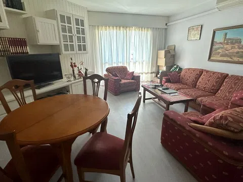 Piso en calle de los Panaderos, 4