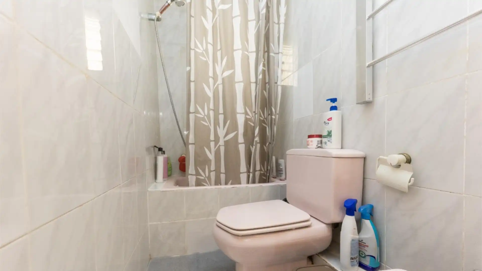 Piso en  Carrer de Pere Masallach 6 - Foto 8