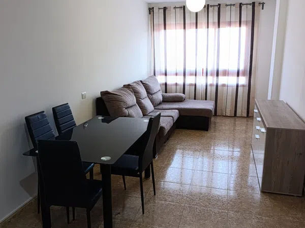 Piso en calle Cartagena, 92