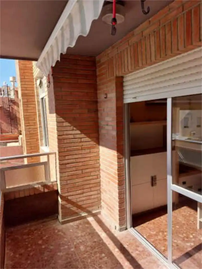 Piso en Barrio San Luis - Foto 3