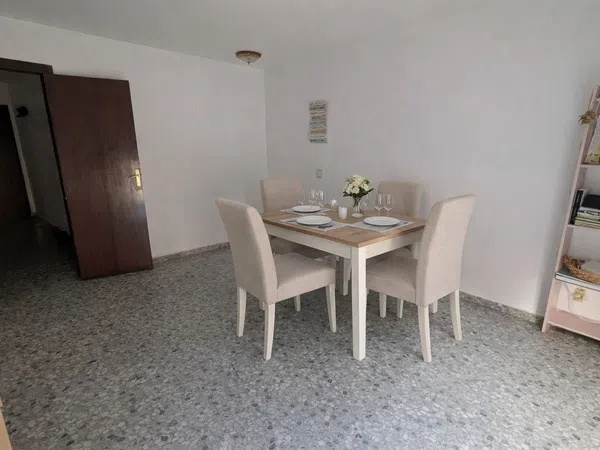 Piso en Barrio Calle Betis - Pagés del Corro - Foto 4