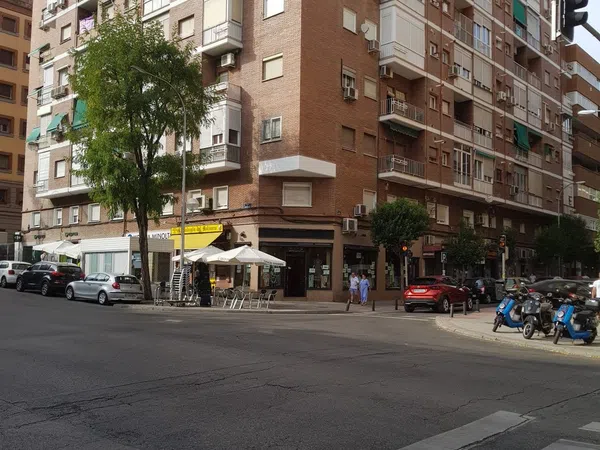 Piso en calle de Cavanilles, 27