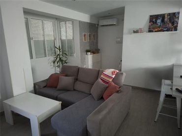 Piso en Barriada del Rocio - Foto 2